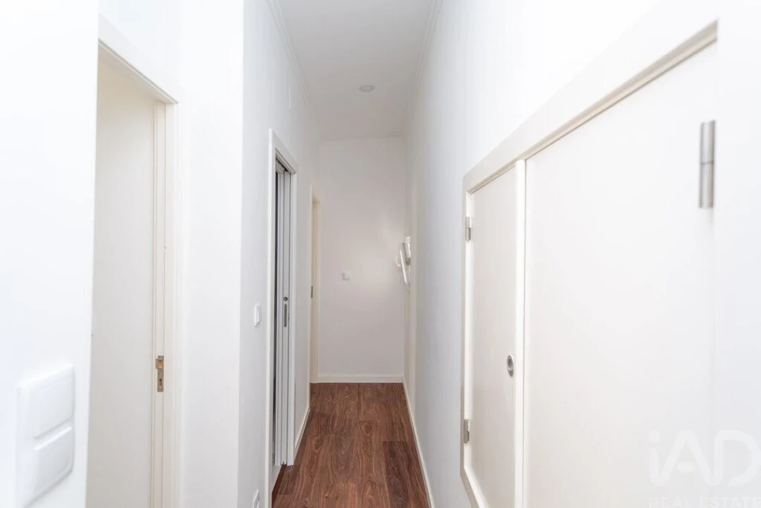 Apartamento T2 para Venda em Misericórdia Foto 18