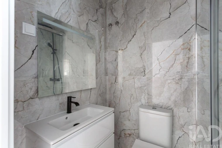 Apartamento T2 para Venda em Misericórdia Foto 21