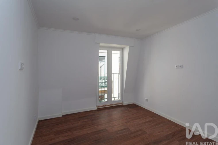 Apartamento T2 para Venda em Misericórdia Foto 24