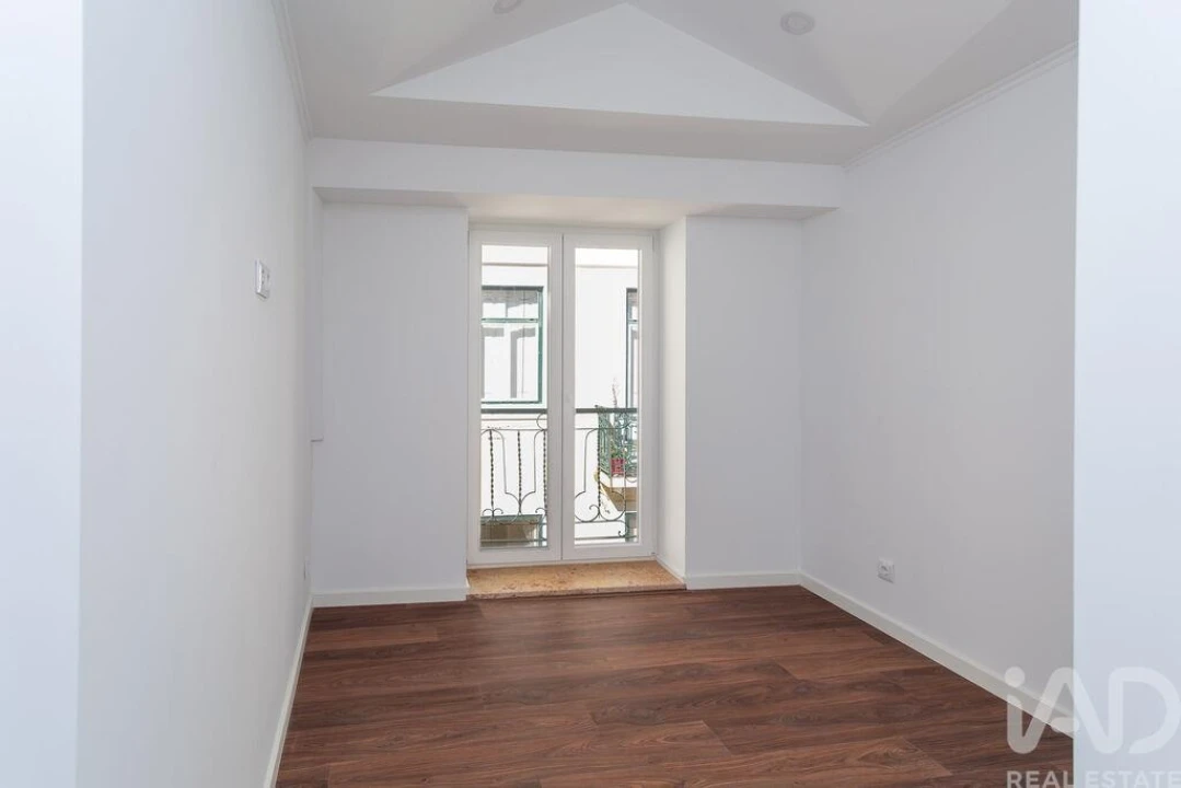 Apartamento T2 para Venda em Misericórdia Foto 19