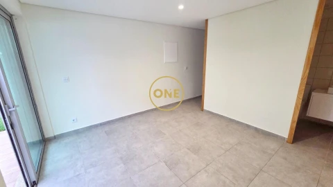 Moradia T4 para Venda em Bougado (São Martinho e Santiago)