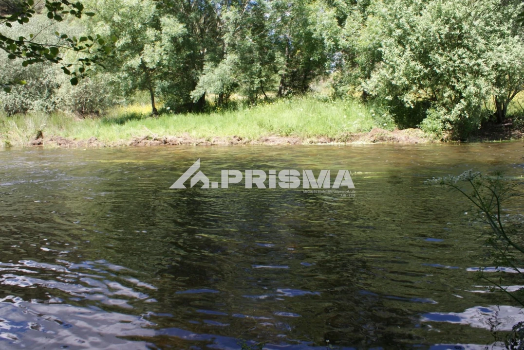 Terreno para Venda em Benquerenças Foto 26