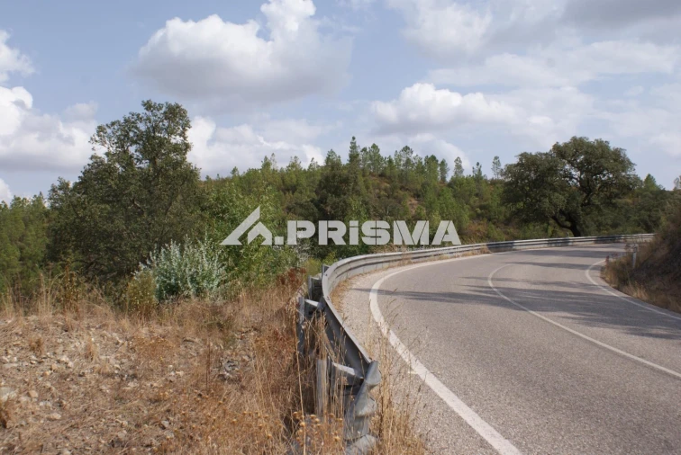 Terreno para Venda em Benquerenças Foto 9