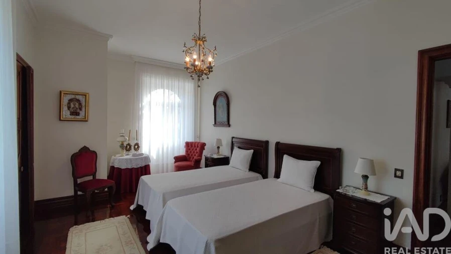 Moradia T4 para Venda em Relva Foto 13