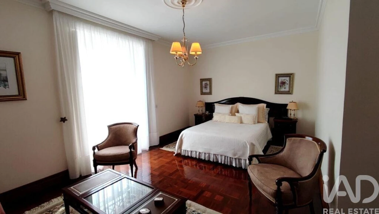 Moradia T4 para Venda em Relva Foto 12