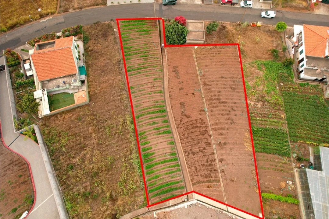 Terreno para Venda em Canhas Foto 19