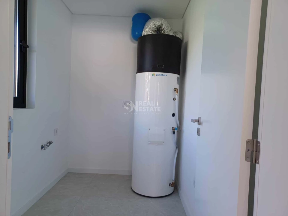 Apartamento T5 para Venda em Funchal (São Pedro) Foto 15