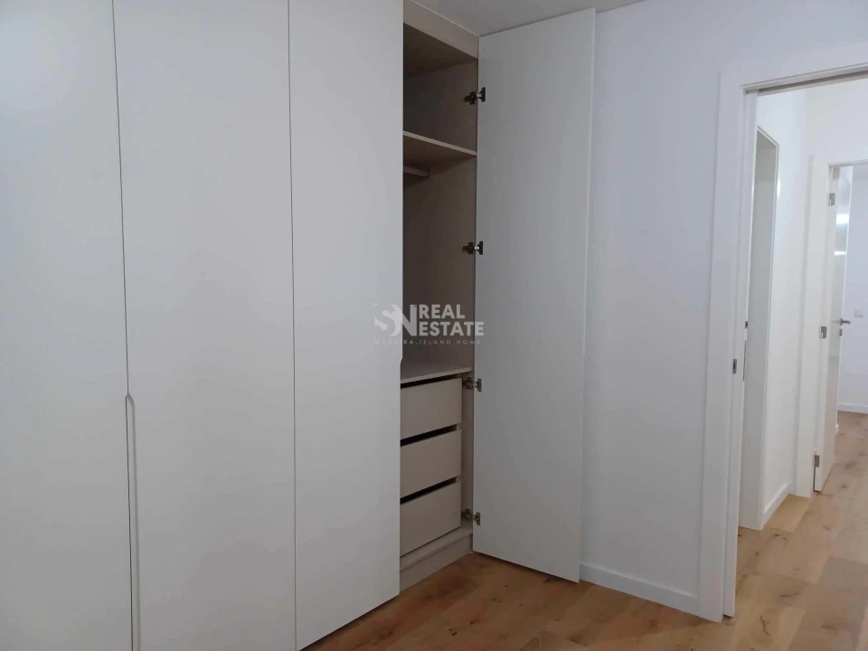 Apartamento T5 para Venda em Funchal (São Pedro) Foto 35