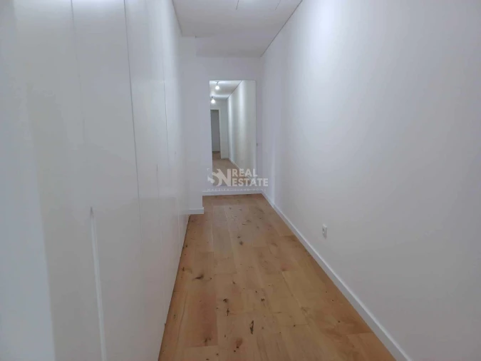 Apartamento T5 para Venda em Funchal (São Pedro) Foto 33