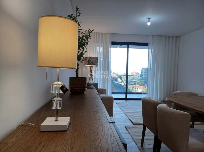 Apartamento T5 para Venda em Funchal (São Pedro) Foto 51