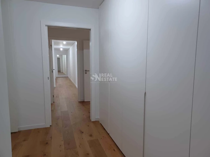 Apartamento T5 para Venda em Funchal (São Pedro) Foto 23