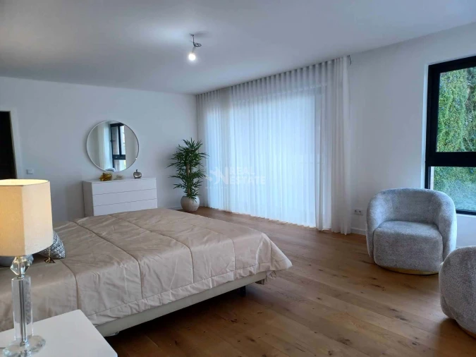 Apartamento T5 para Venda em Funchal (São Pedro) Foto 27