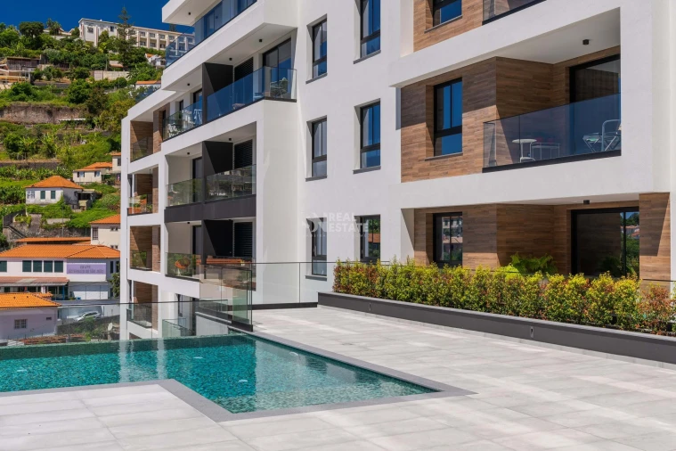 Apartamento T5 para Venda em Funchal (São Pedro) Foto 79