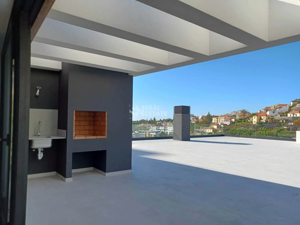 Apartamento T5 para Venda em Funchal (São Pedro) Foto 3