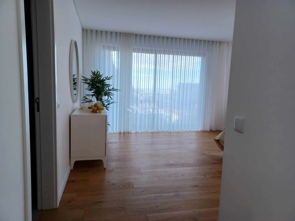 Apartamento T5 para Venda em Funchal (São Pedro) Foto 30