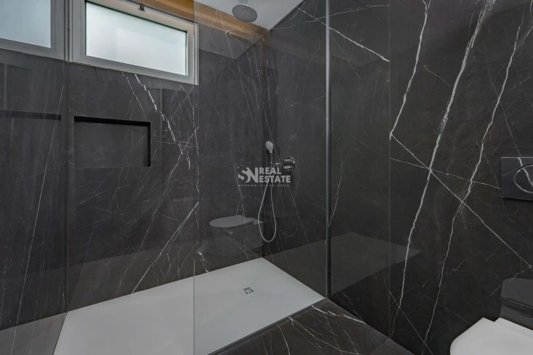 Apartamento T2 para Arrendamento em Funchal (São Pedro) Foto 11