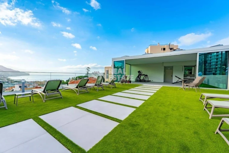 Apartamento T2 para Arrendamento em Funchal (São Pedro) Foto 32