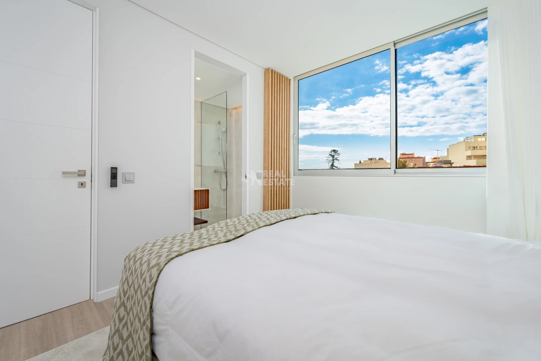 Apartamento T2 para Arrendamento em Funchal (São Pedro) Foto 7