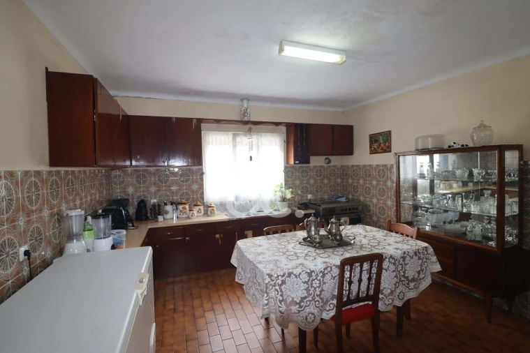 Moradia T3 para Venda em Nossa Senhora dos Remedios Foto 14