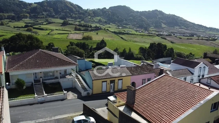 Moradia T3 para Venda em Nossa Senhora dos Remedios Foto 32