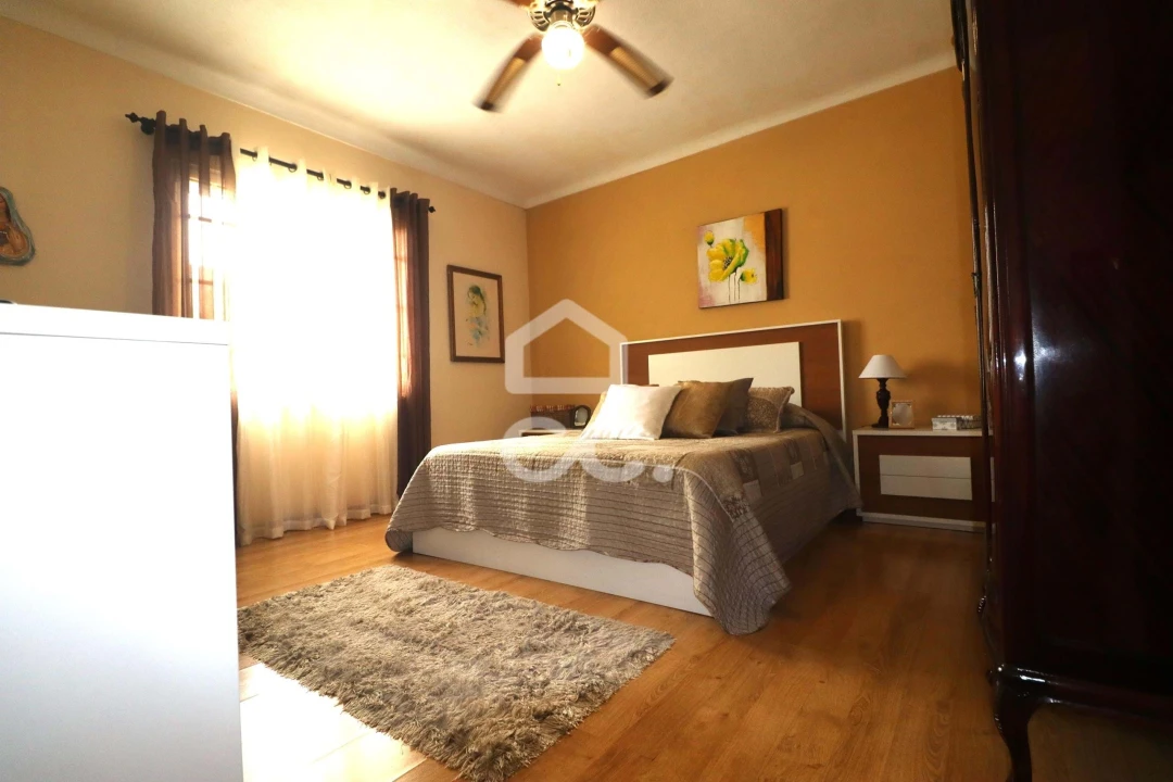 Moradia T3 para Venda em Nossa Senhora dos Remedios Foto 6