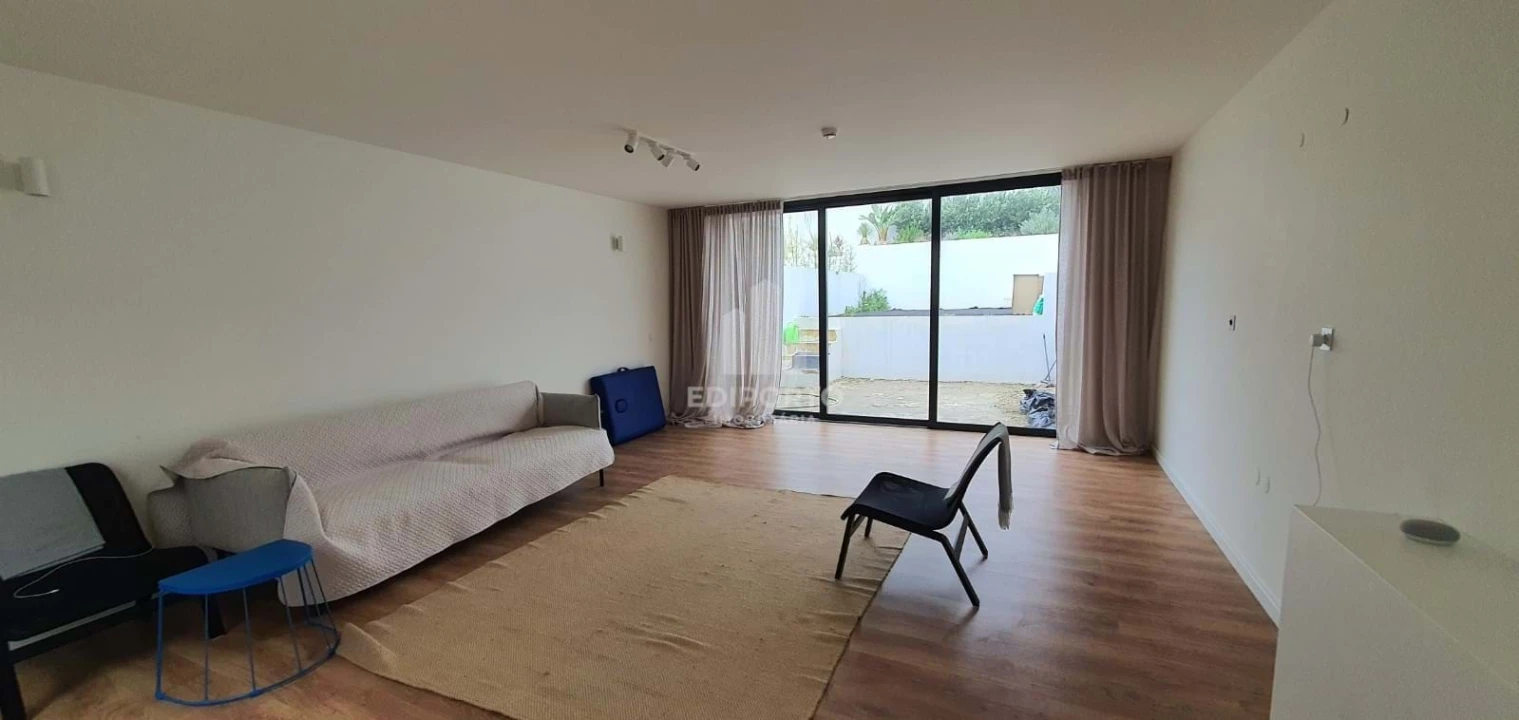 Apartamento T1 para Venda em Lordelo do Ouro e Massarelos Foto 7