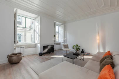 Apartamento T2 para Venda em Santa Maria Maior