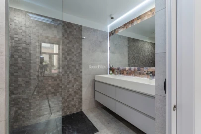 Apartamento T2 para Venda em Santa Maria Maior