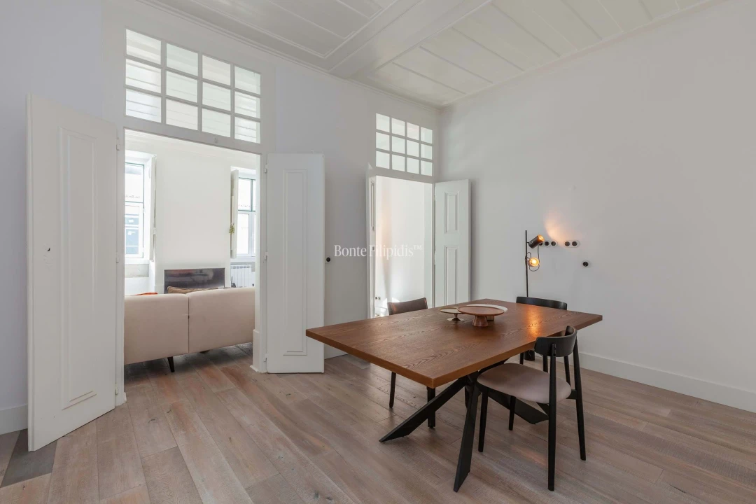 Apartamento T2 para Venda em Santa Maria Maior Foto 8