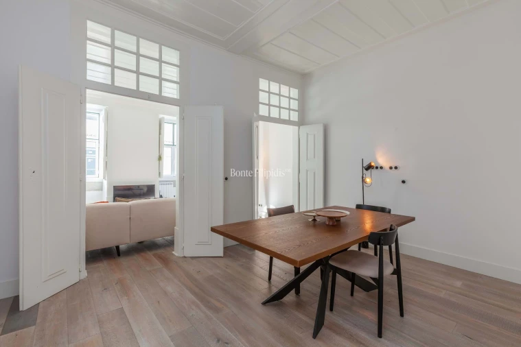 Apartamento T2 para Venda em Santa Maria Maior Foto 8