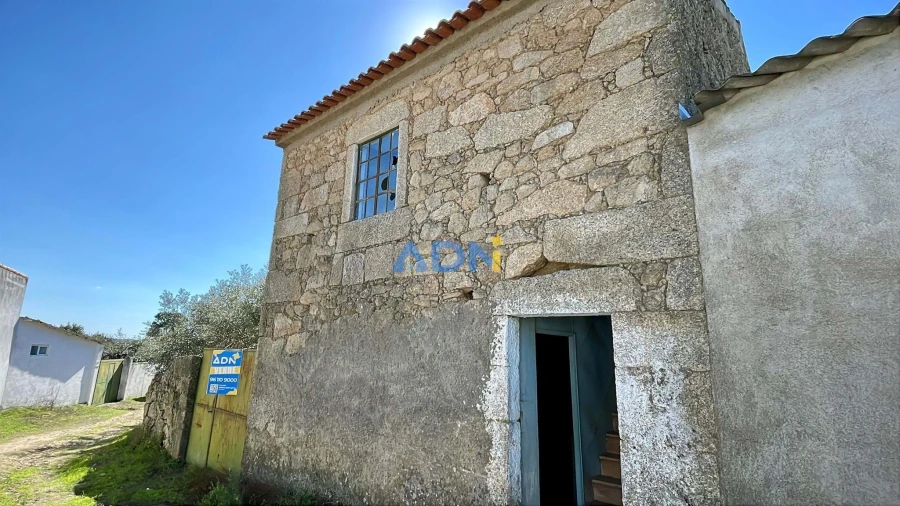 Quinta T2 para Venda em Póvoa de Rio de Moinhos e Cafede