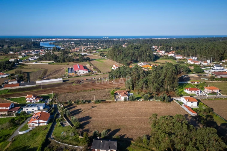 Terreno para Venda em Gemeses