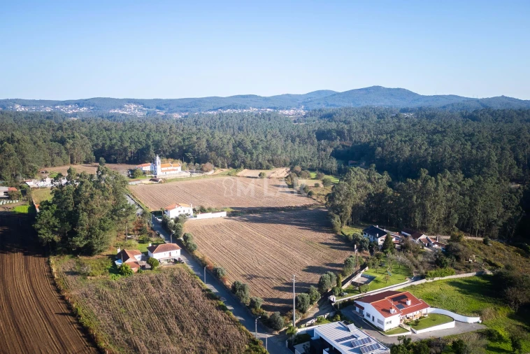 Terreno para Venda em Gemeses Foto 15