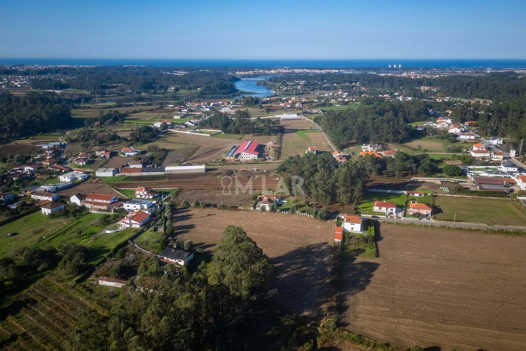 Terreno para Venda em Gemeses Foto 17