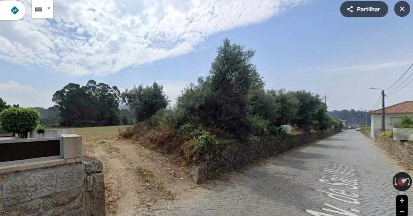 Terreno para Venda em Gemeses Foto 18