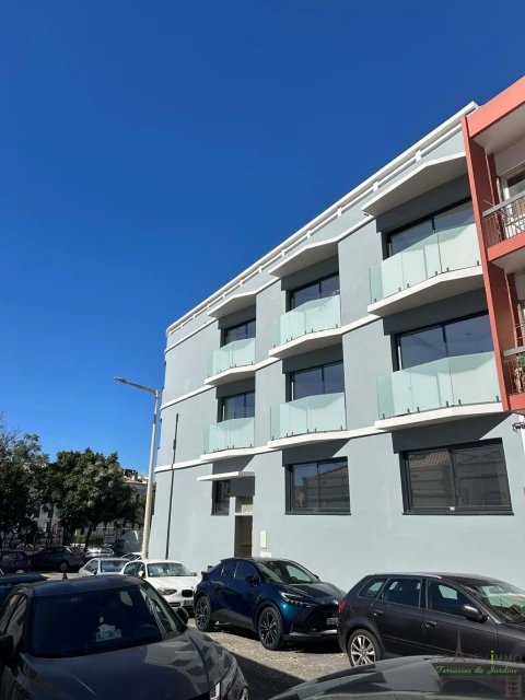 Prédio para Venda em Faro (Sé e São Pedro)