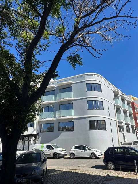 Prédio para Venda em Faro (Sé e São Pedro)