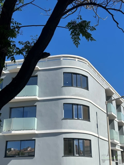 Prédio para Venda em Faro (Sé e São Pedro)