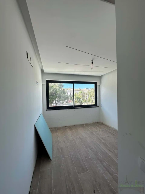 Prédio para Venda em Faro (Sé e São Pedro)