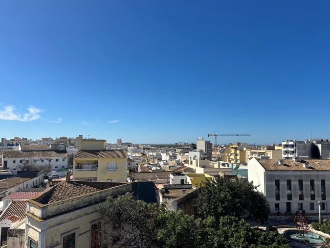 Prédio para Venda em Faro (Sé e São Pedro) Foto 2