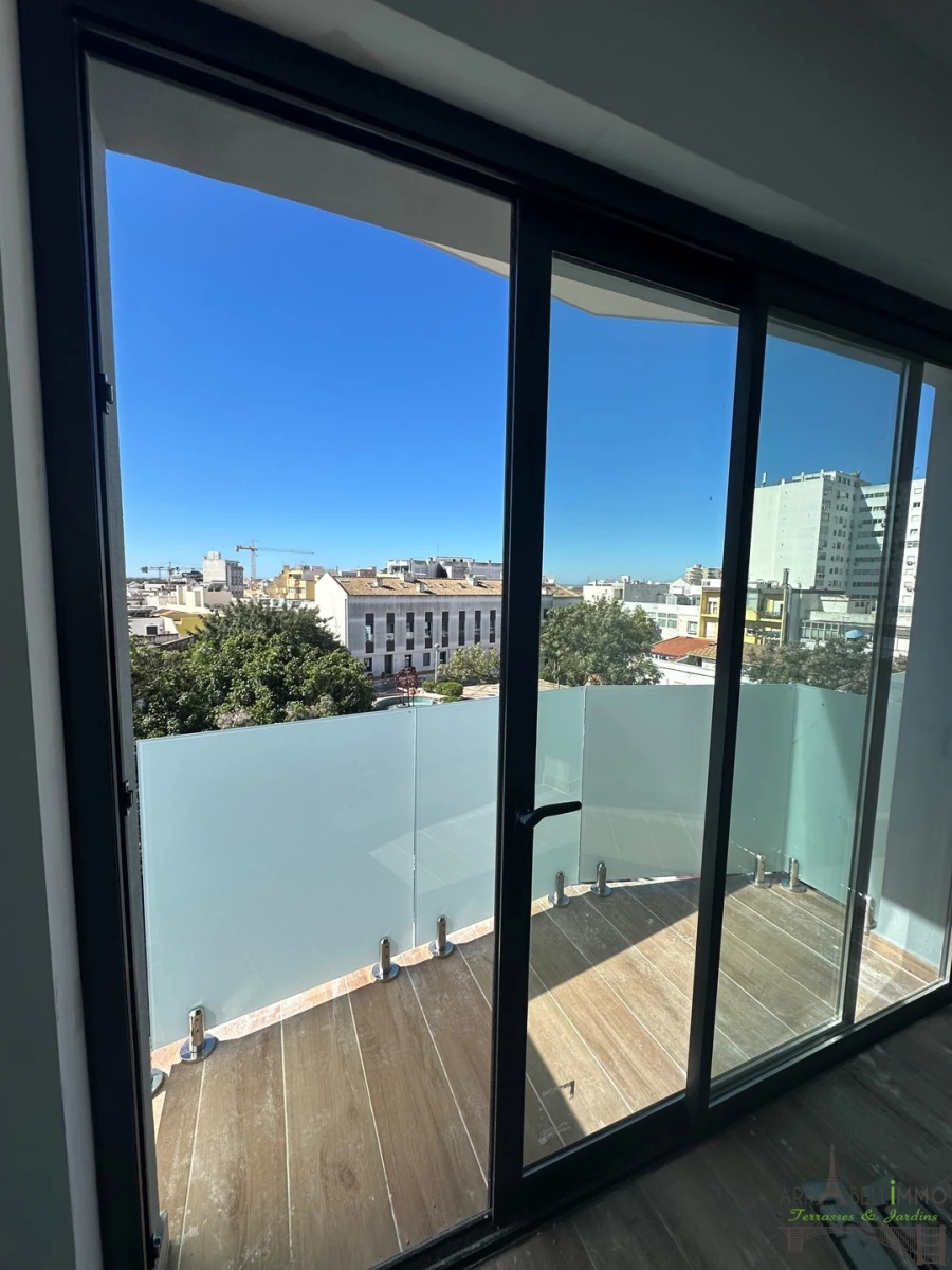 Prédio para Venda em Faro (Sé e São Pedro) Foto 15