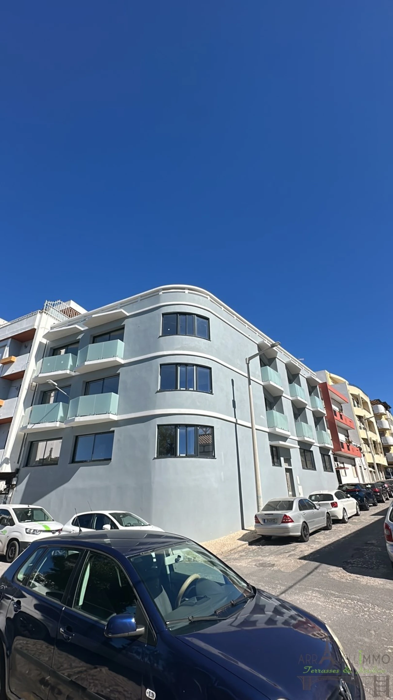Prédio para Venda em Faro (Sé e São Pedro) Foto 1