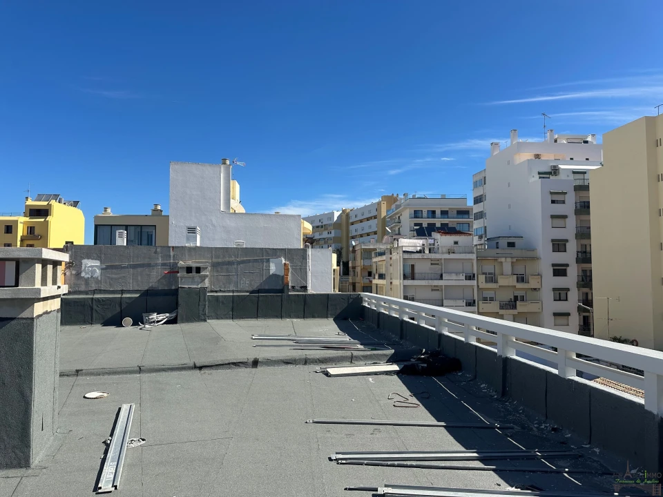 Prédio para Venda em Faro (Sé e São Pedro) Foto 4