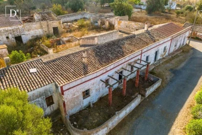 Moradia T6 para Venda em Silves