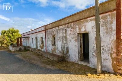 Moradia T6 para Venda em Silves