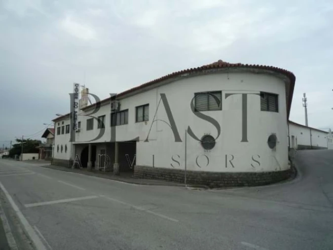 Prédio para Venda em Sangalhos