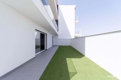 Moradia T3 para Venda em Mexilhoeira Grande