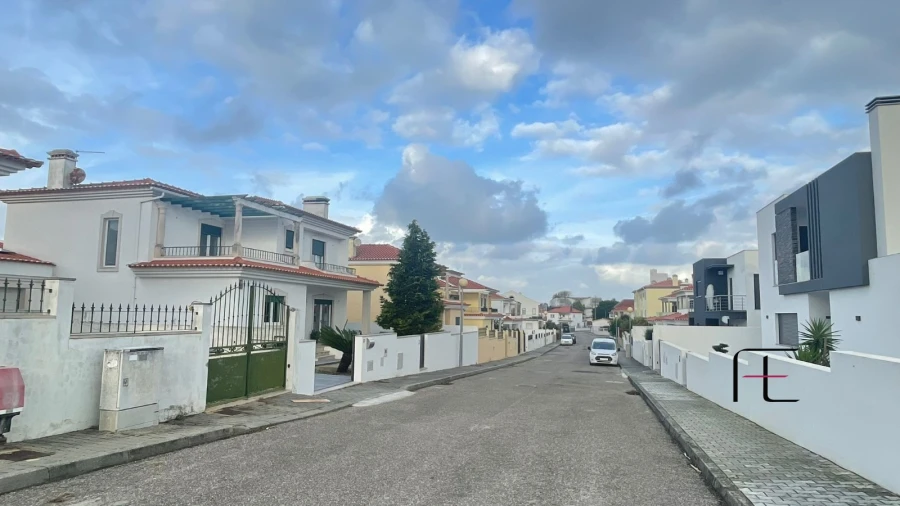 Moradia T4 para Venda em Bombarral e Vale Covo Foto 30