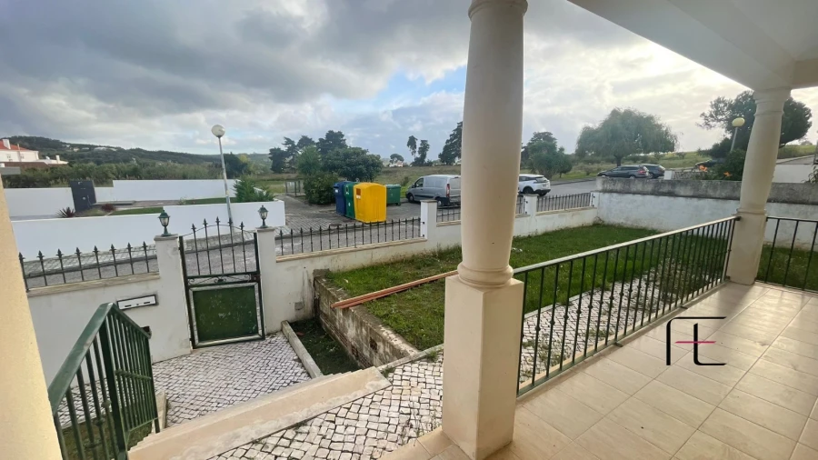 Moradia T4 para Venda em Bombarral e Vale Covo Foto 28