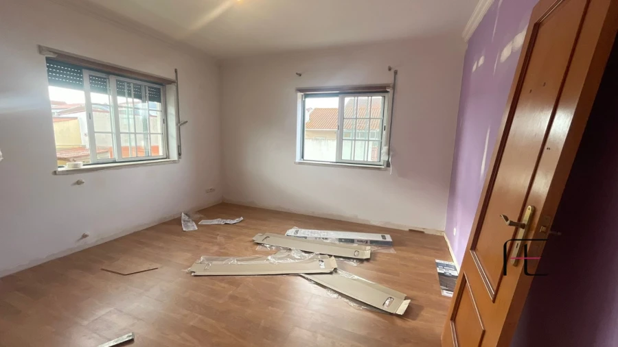 Moradia T4 para Venda em Bombarral e Vale Covo Foto 17